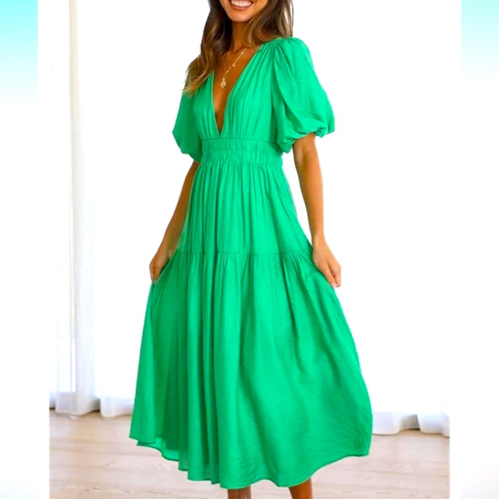 Spring summer day to evening green prarie dress. Puff sleeve, deep v neck. Large